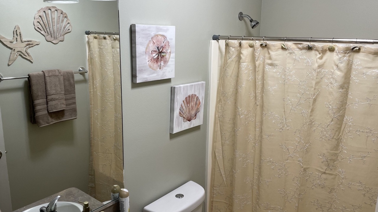 Photo of Bathroom in Ammon