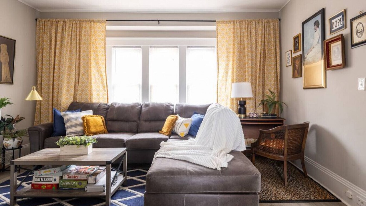 Photo of Bedroom in Detroit - Shoreway