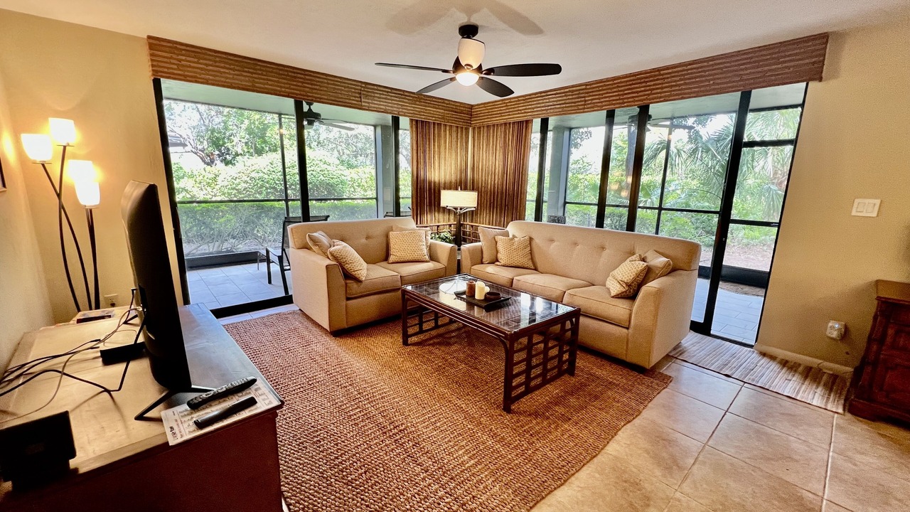 Photo of Livingroom in Bonita Bay