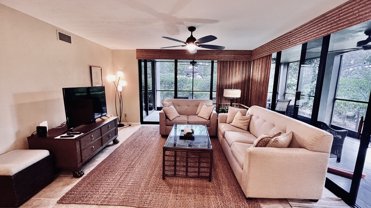Photo of Livingroom in Bonita Bay