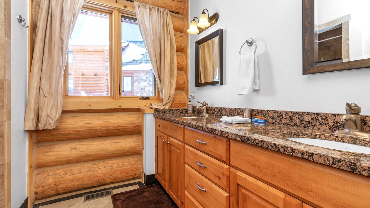Photo of Bathroom in Powder Mountain