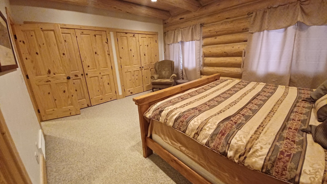 Photo of Bedroom in Powder Mountain