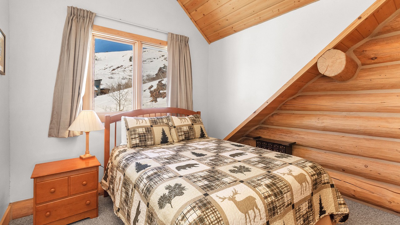 Photo of Bedroom in Powder Mountain