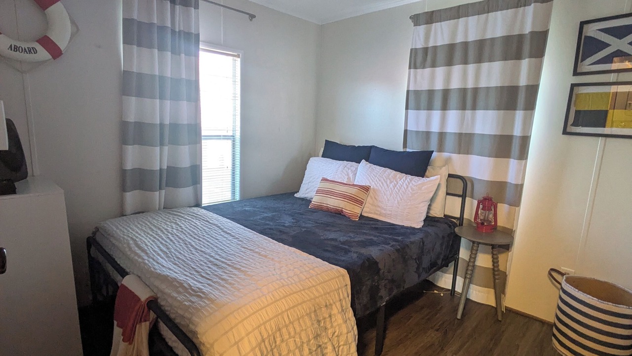 Photo of Bedroom in New London