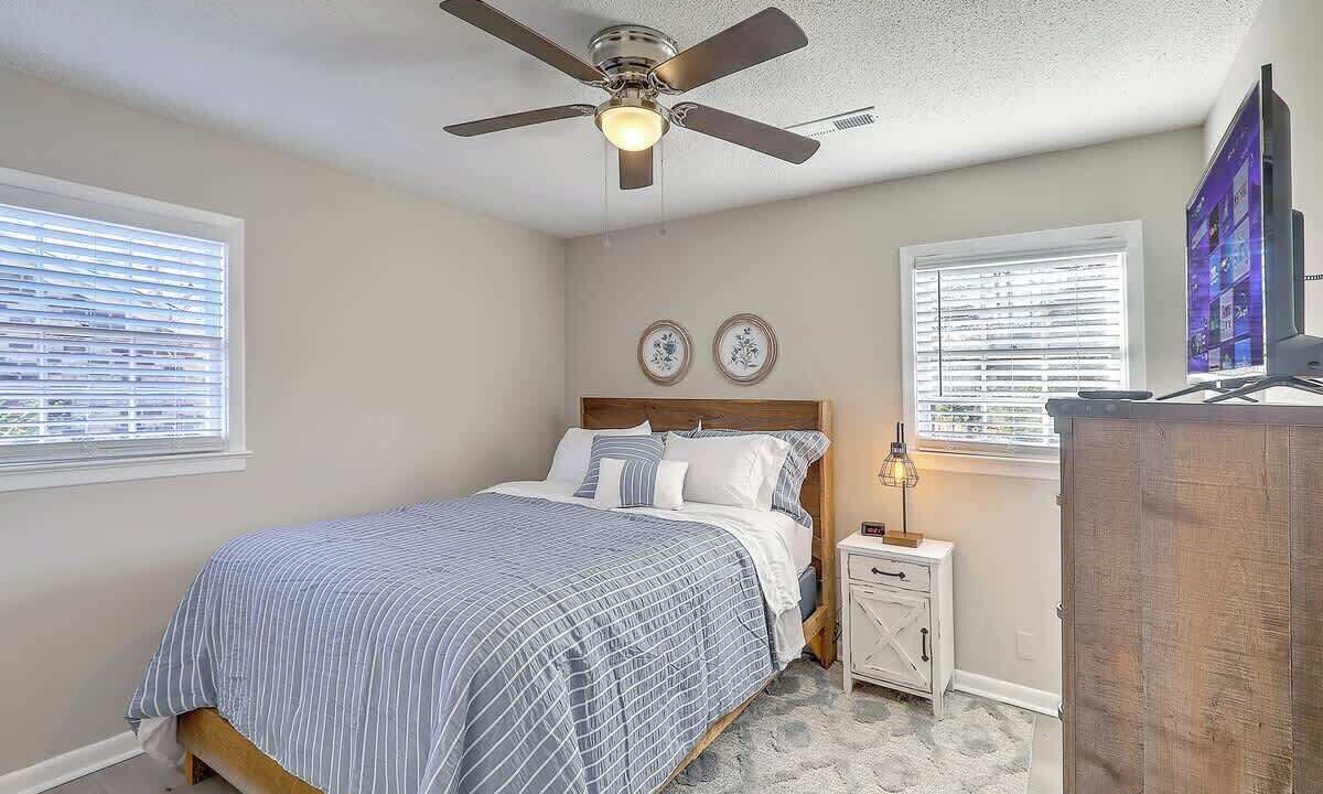 Photo of Bedroom in Goose Creek