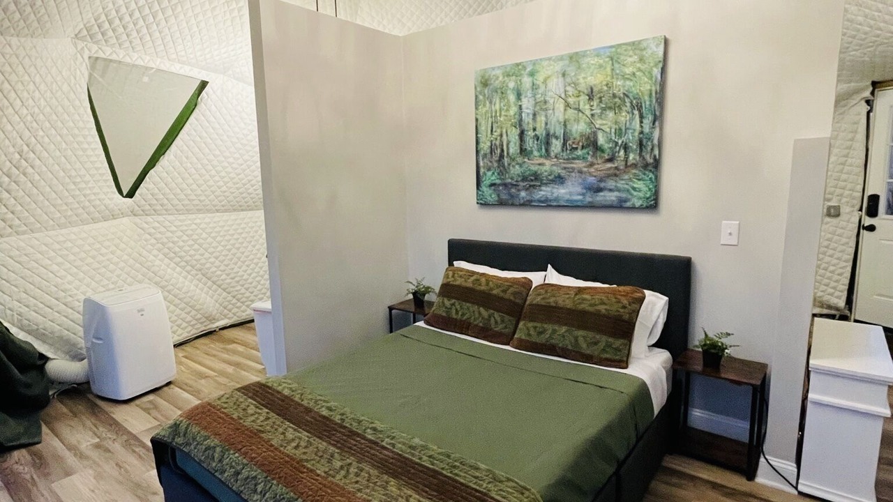Photo of Bedroom in Bowling Green