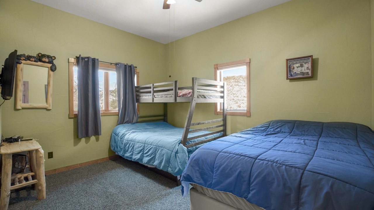 Photo of Bedroom in Wolf Creek