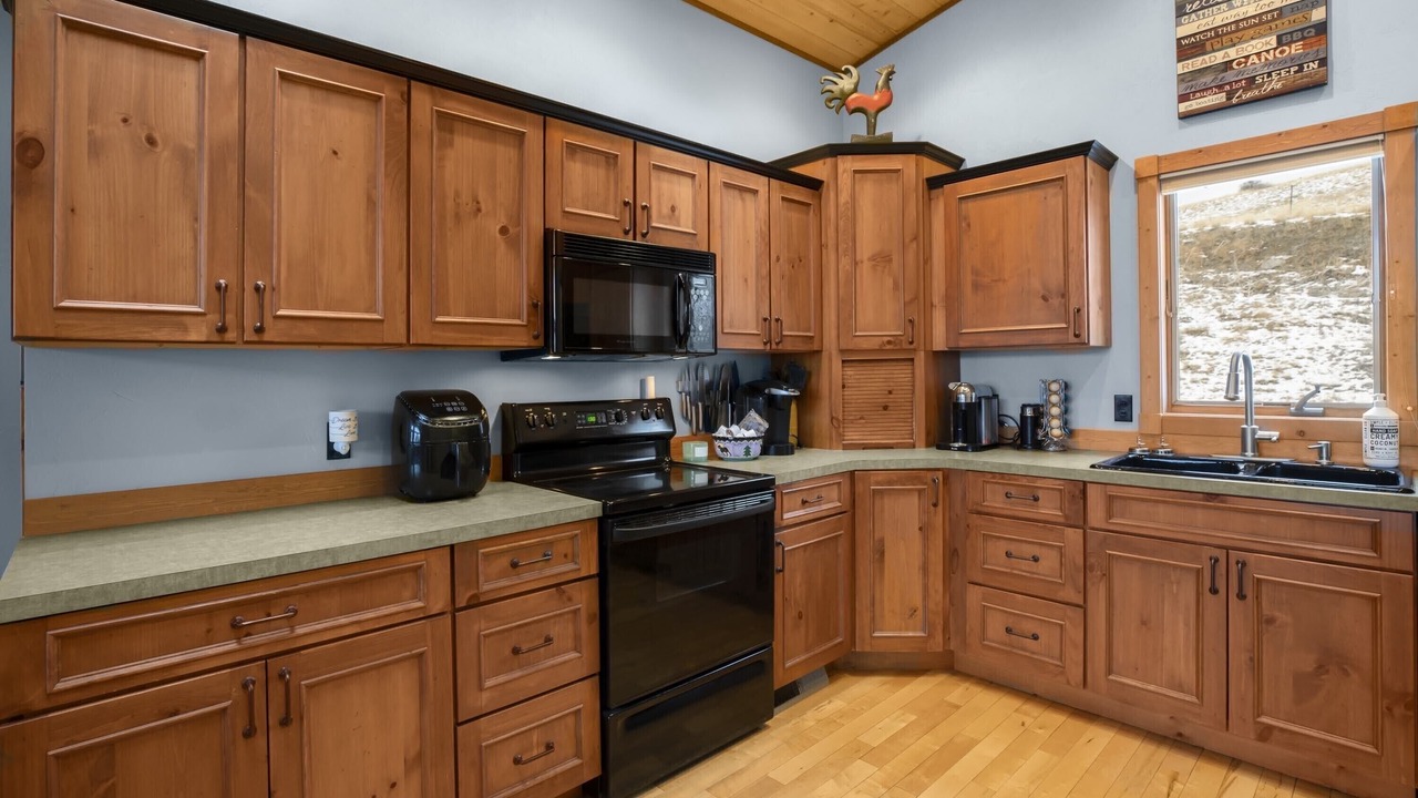 Photo of Kitchen in Wolf Creek