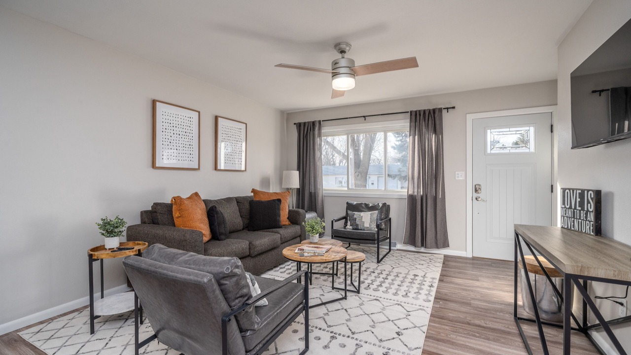 Photo of Livingroom in Sioux Falls