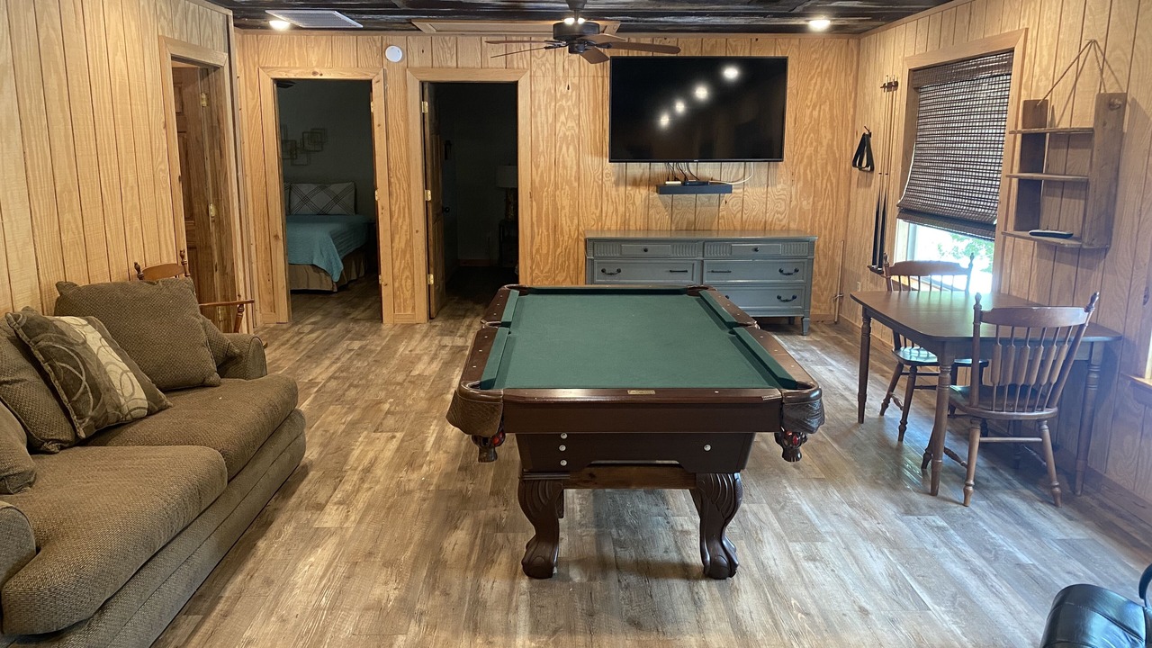 Photo of Bedroom in Oakland