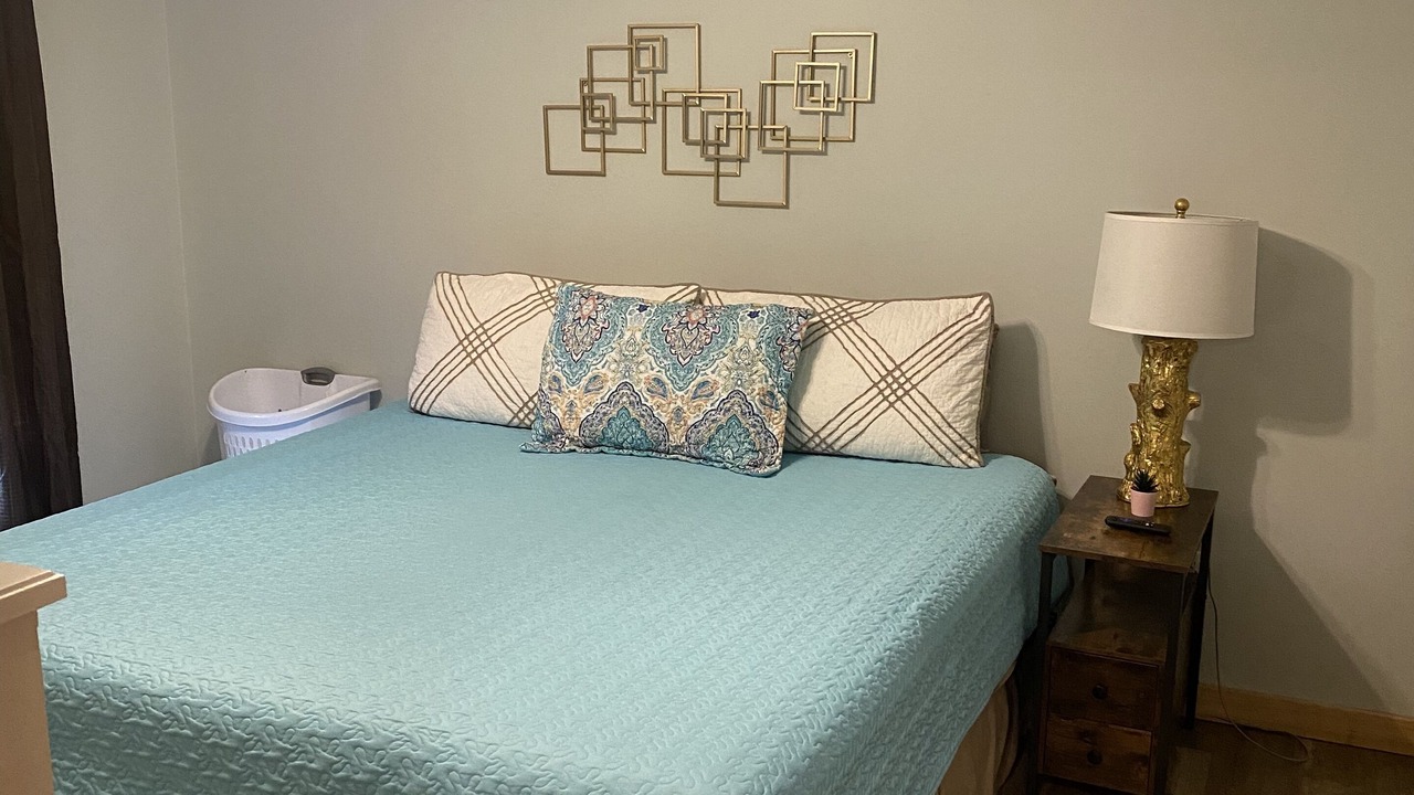 Photo of Bedroom in Oakland