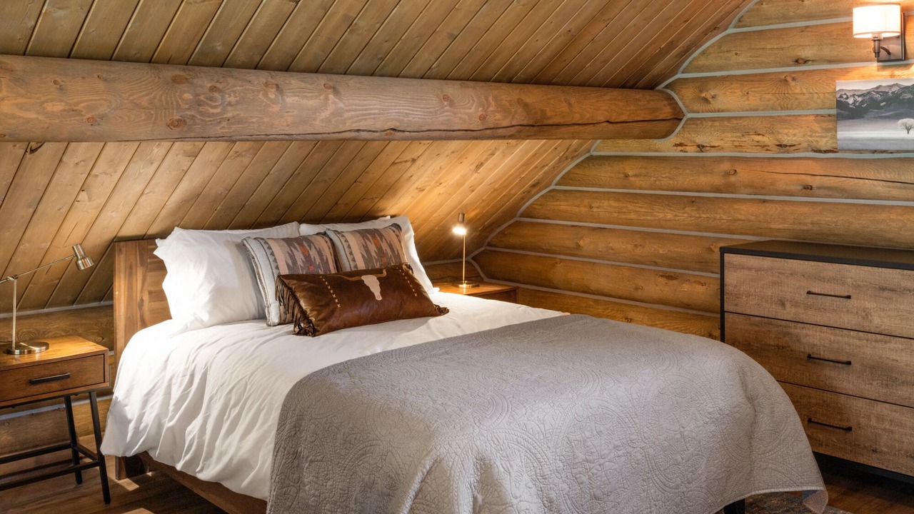 Photo of Bedroom in Livingston