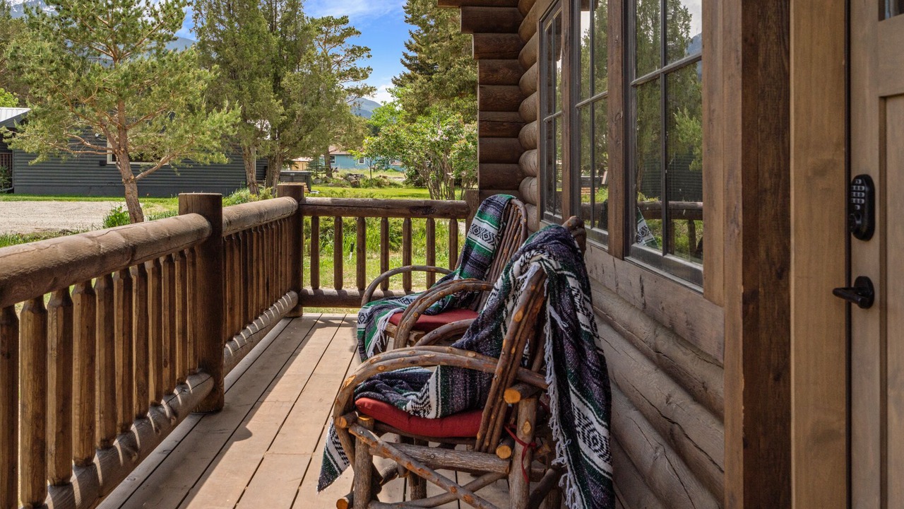 Photo of Patio Balcony in Livingston