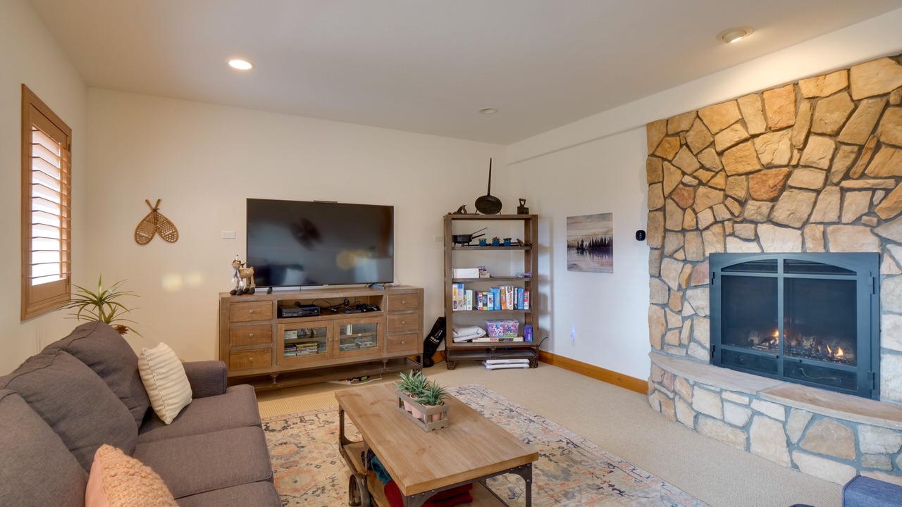 Photo of Livingroom in Grand Lake