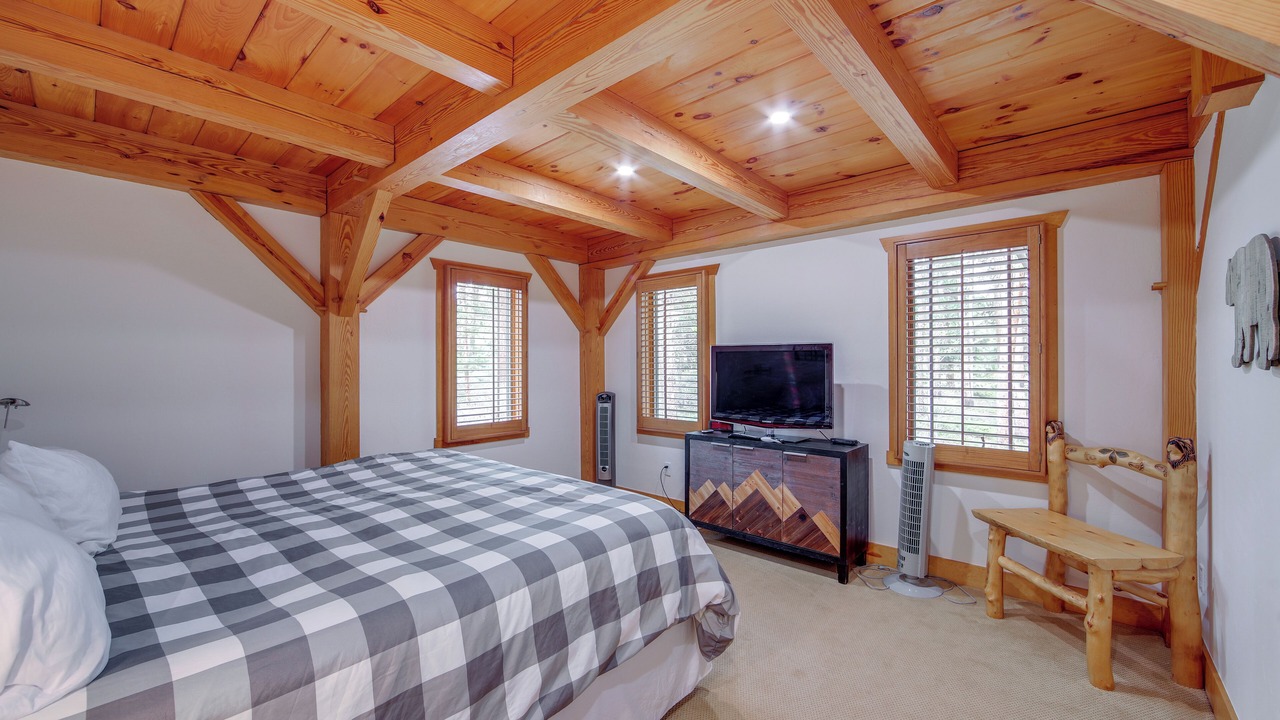 Photo of Bedroom in Grand Lake