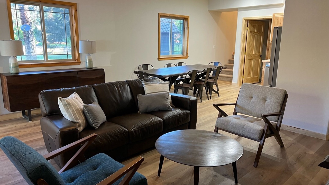 Photo of Bedroom in Garden Valley