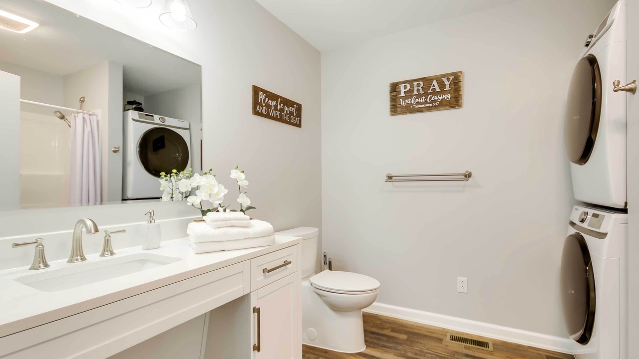 Photo of Bathroom in Rosewood