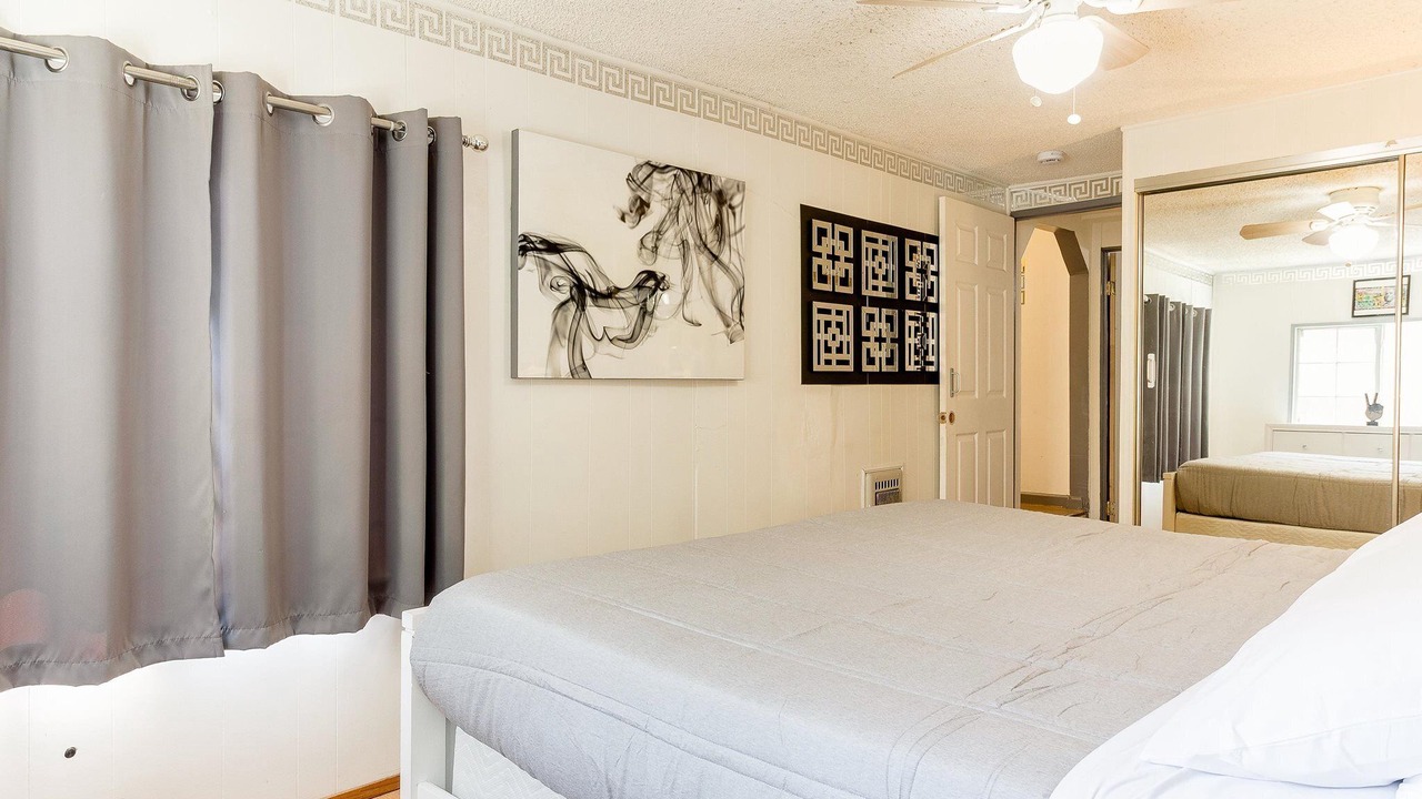 Photo of Bedroom in Rampart Village