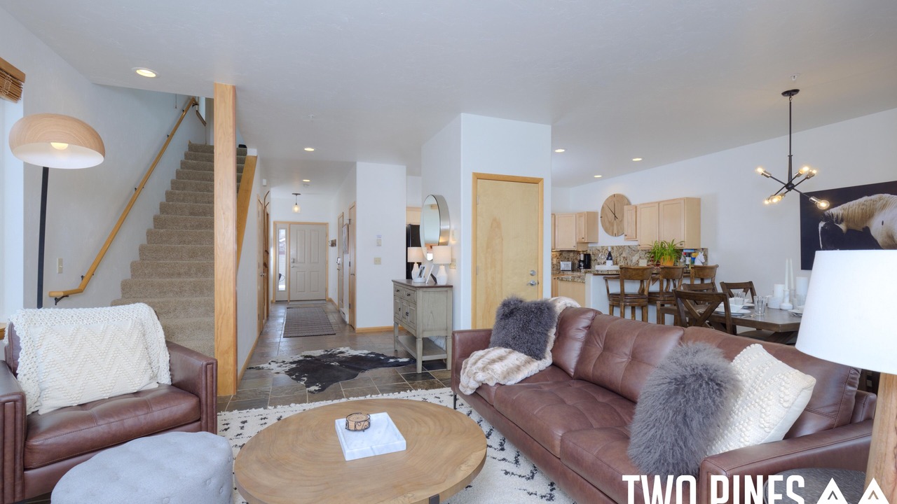 Photo of Livingroom in Big Sky