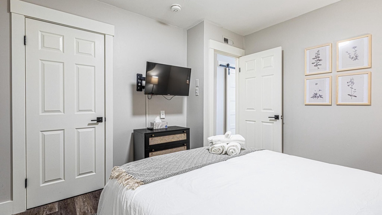 Photo of Bedroom in Ferndale