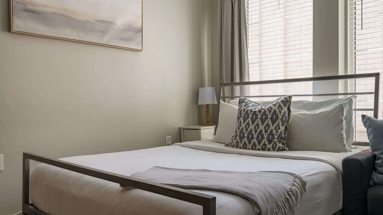 Photo of Bedroom in Uptown District