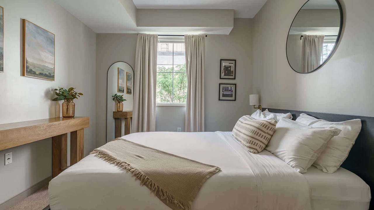 Photo of Bedroom in Downtown Columbus
