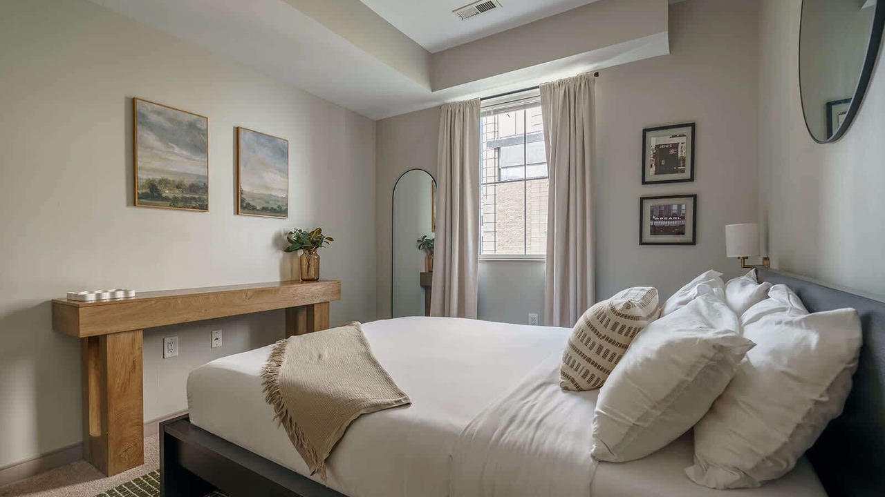 Photo of Bedroom in Downtown Columbus
