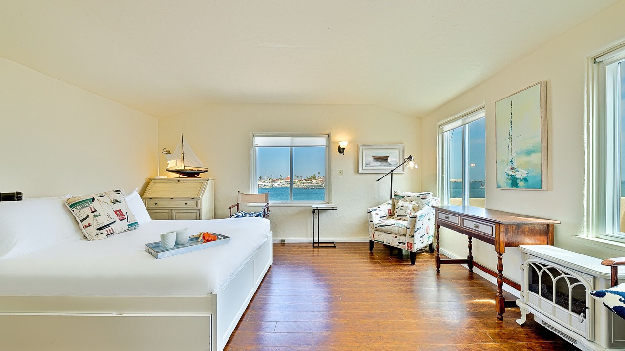 Photo of Bedroom in La Playa