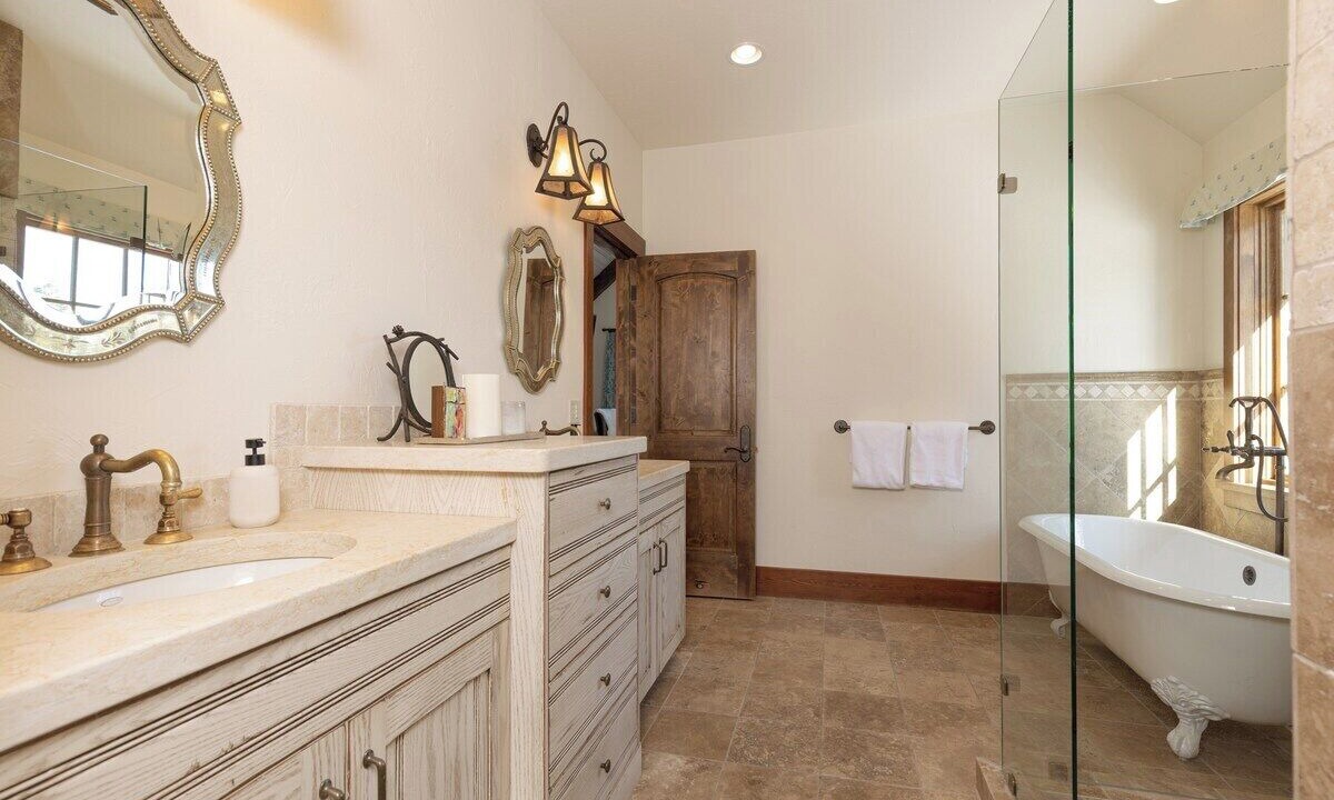 Photo of Bathroom in Spanish Peaks