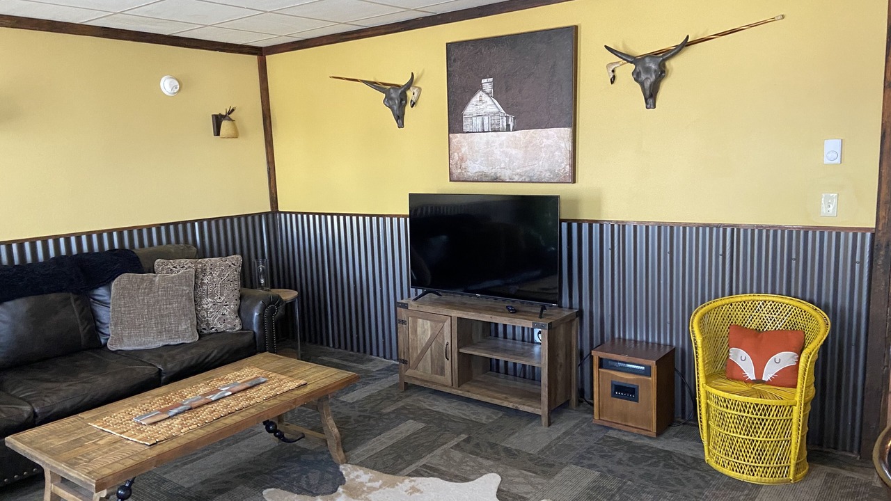 Photo of Livingroom in White Sulphur Springs