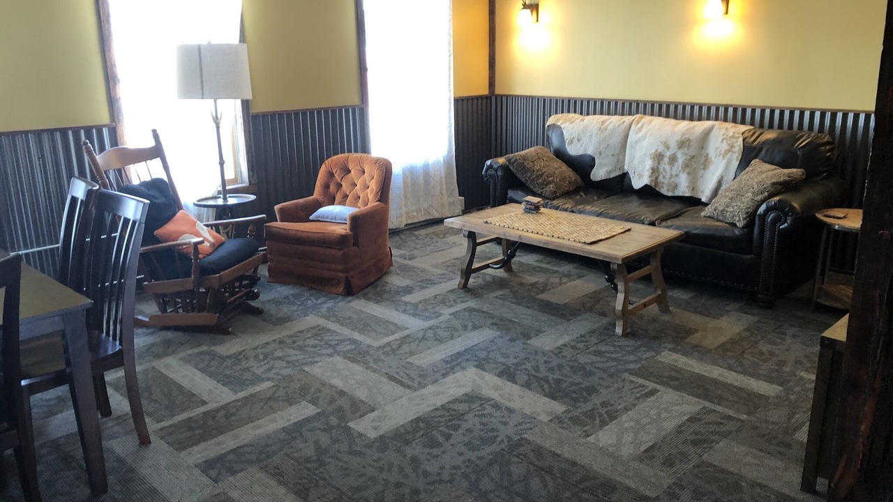 Photo of Livingroom in White Sulphur Springs