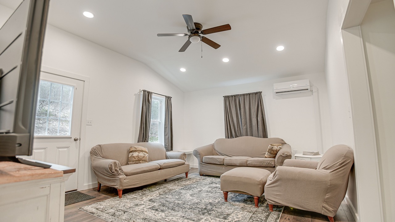 Photo of Bedroom in Woodward