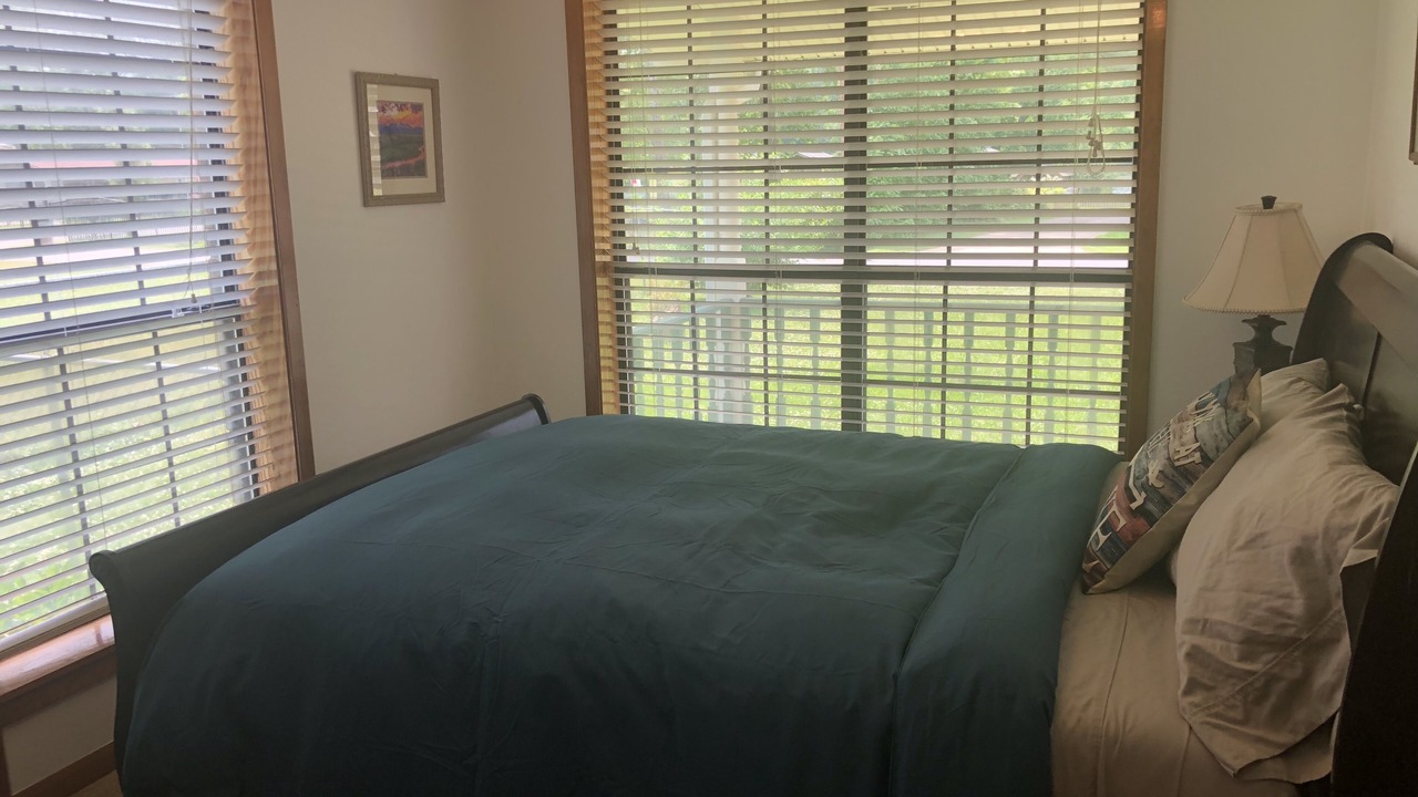 Photo of Bedroom in Mid America