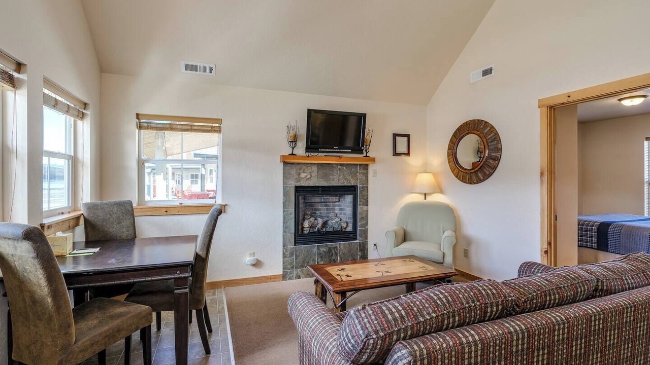 Photo of Livingroom in Dover Bay