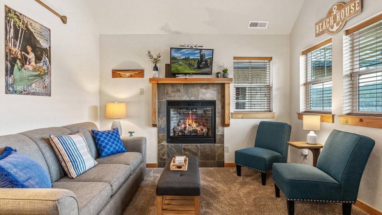 Photo of Livingroom in Dover Bay