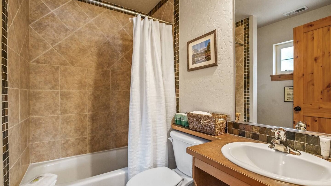 Photo of Bathroom in Dover Bay