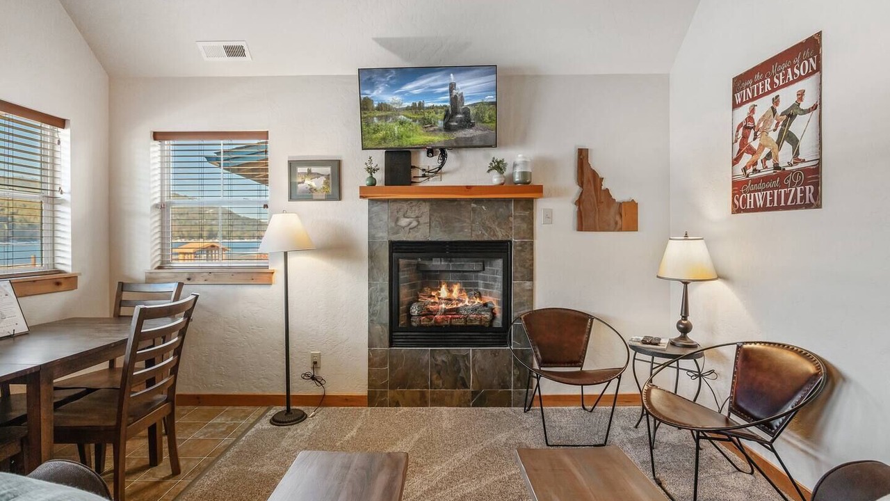 Photo of Livingroom in Dover Bay