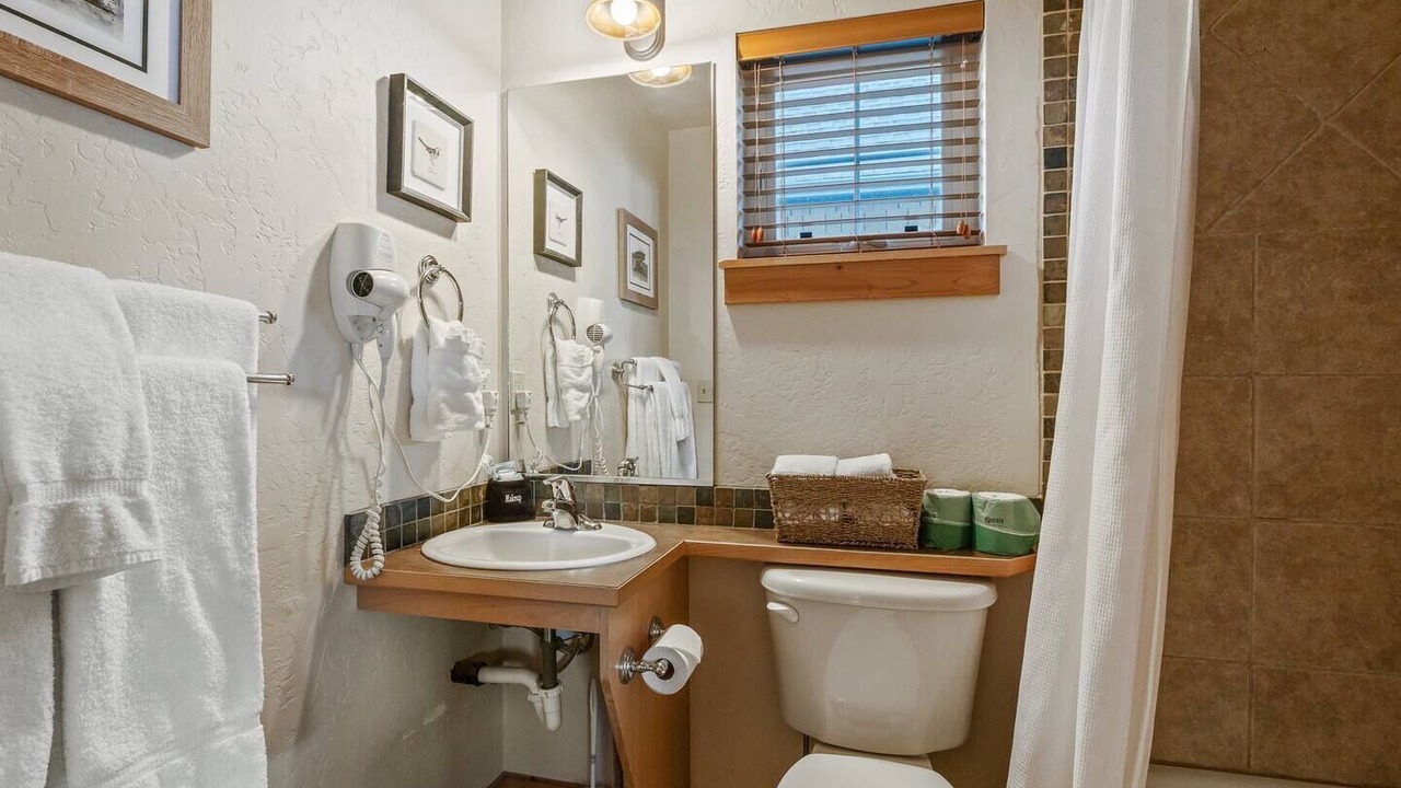 Photo of Bathroom in Dover Bay
