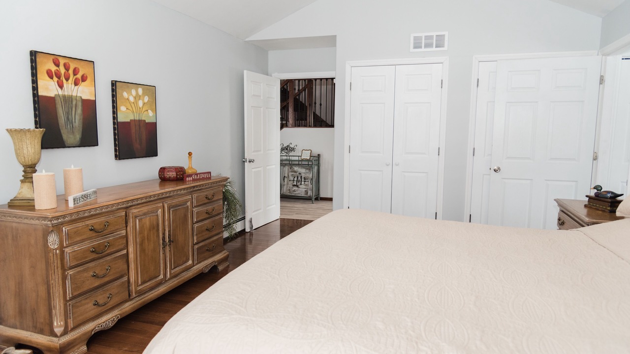 Photo of Bedroom in Grove City