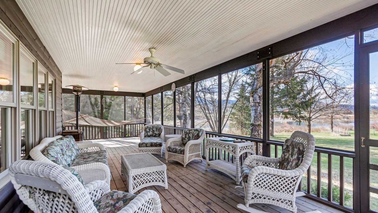 Photo of Patio Balcony in Sagle