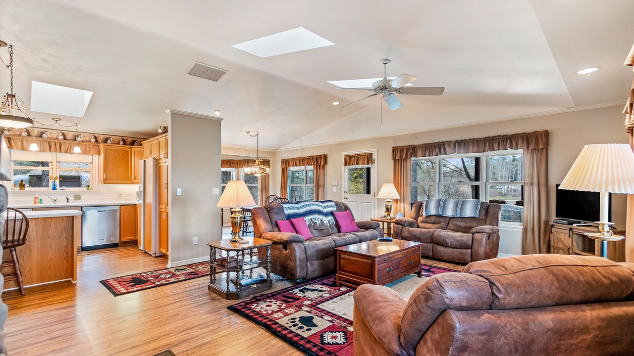 Photo of Livingroom in Sagle