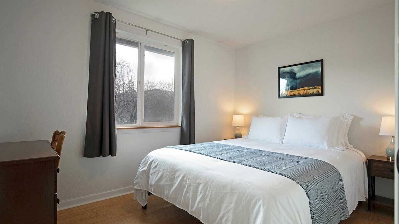 Photo of Bedroom in Westside