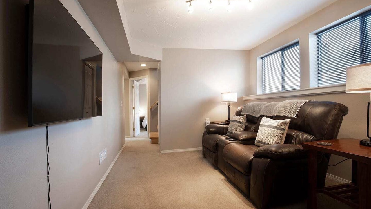 Photo of Livingroom in Westside