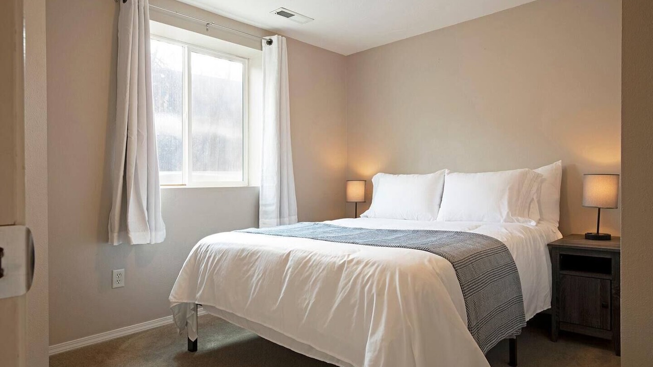 Photo of Bedroom in Westside