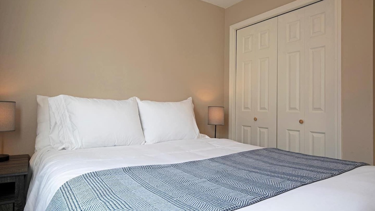 Photo of Bedroom in Westside