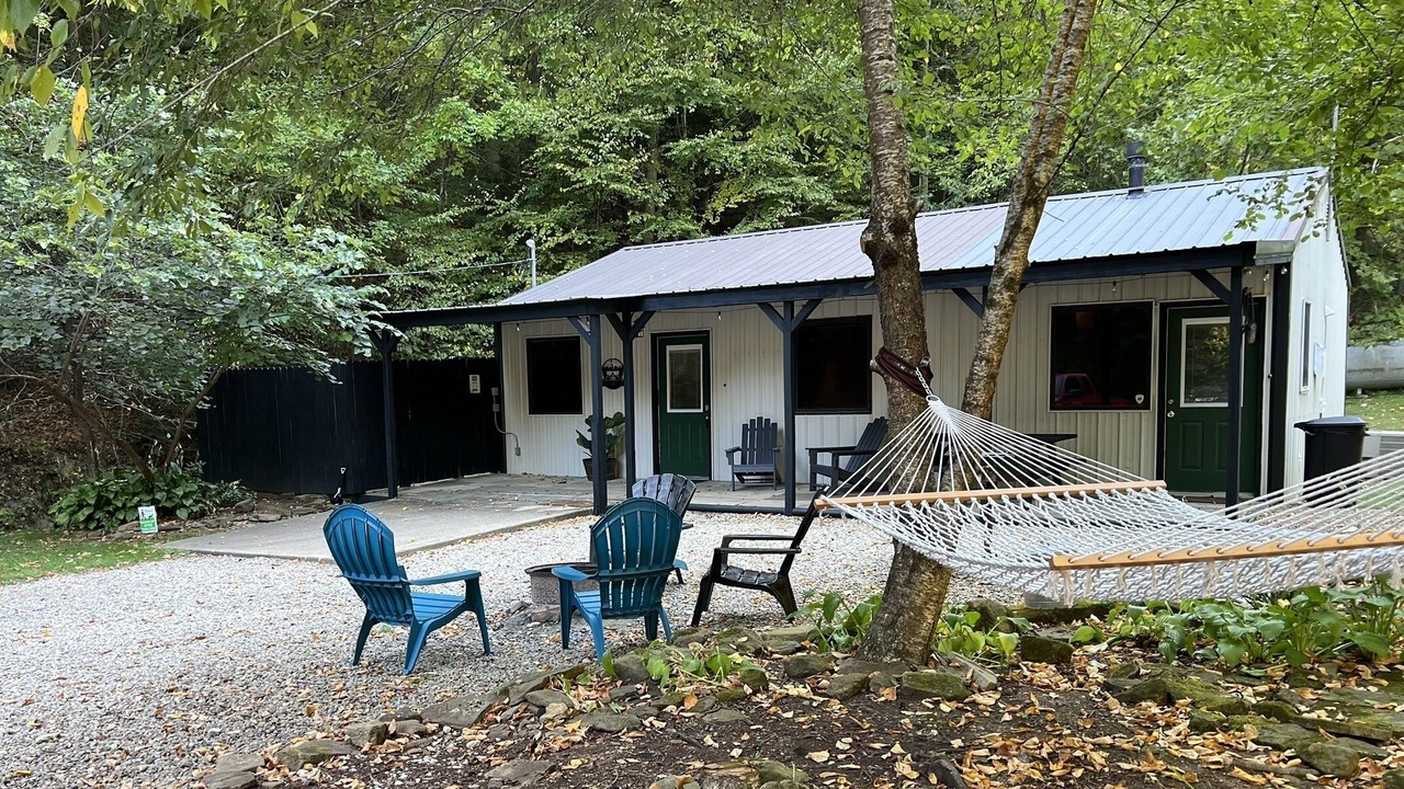 Photo of Patio Balcony in South Bloomingville