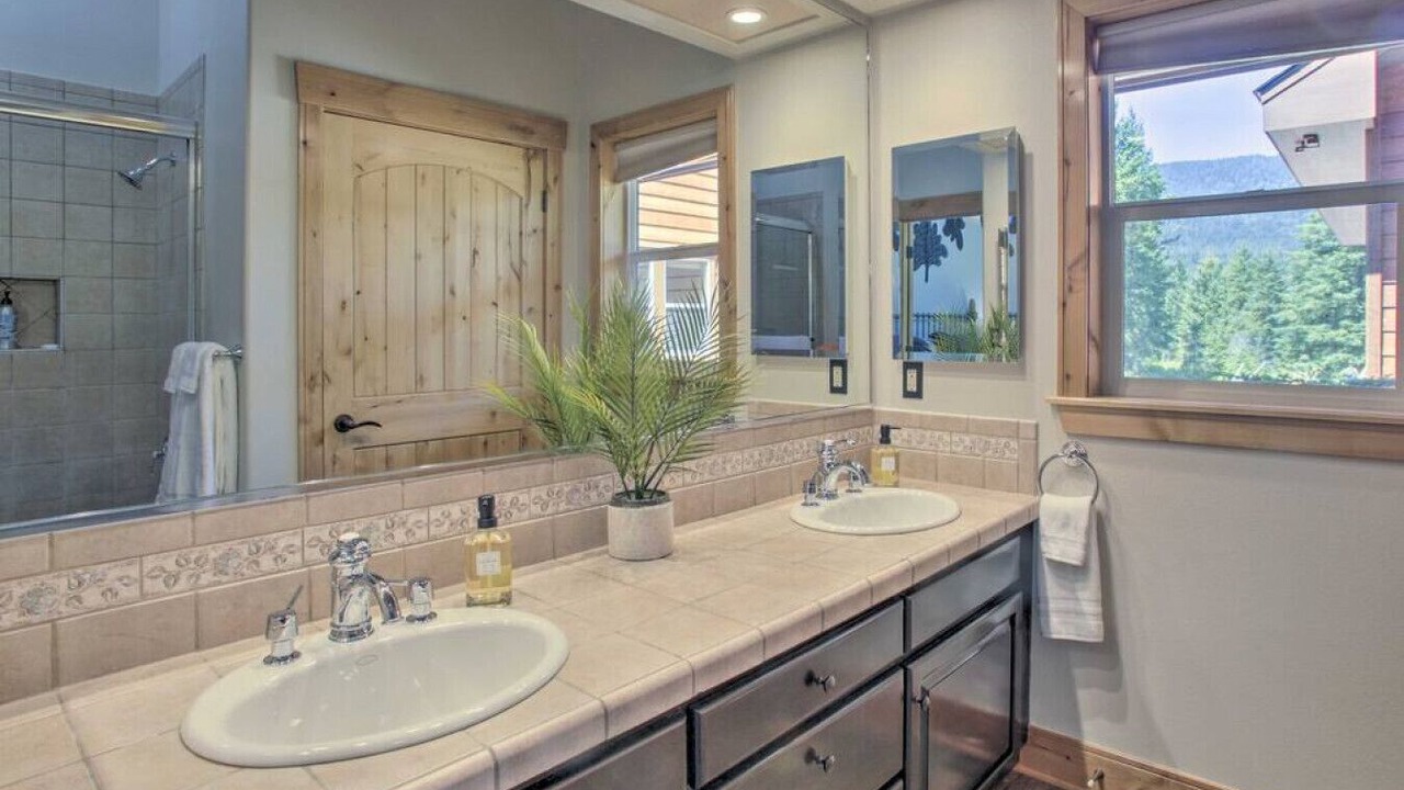 Photo of Bathroom in Bonner County