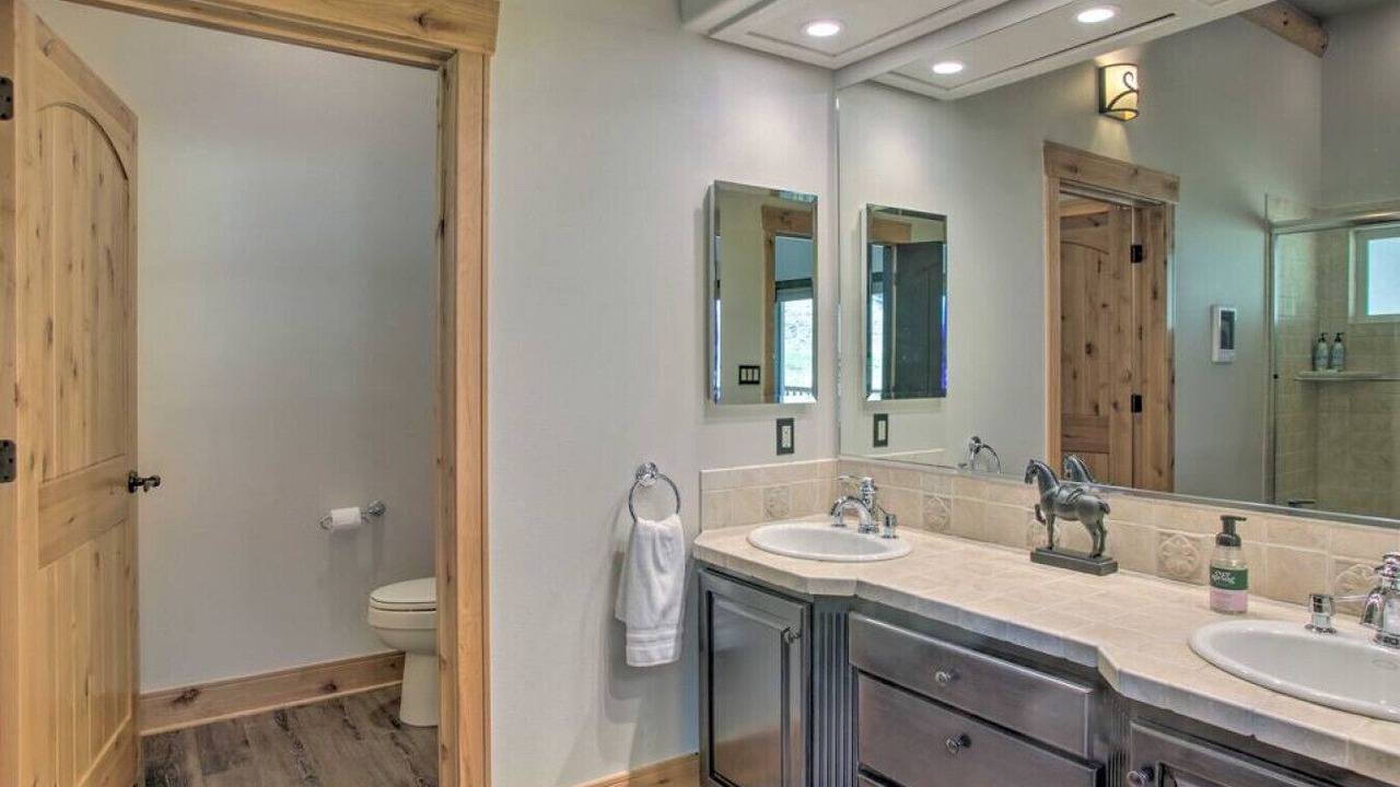 Photo of Bathroom in Bonner County