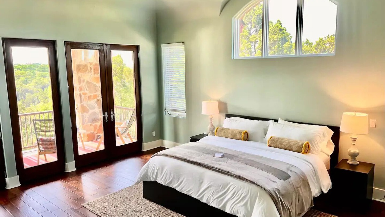 Photo of Bedroom in Sunset Valley