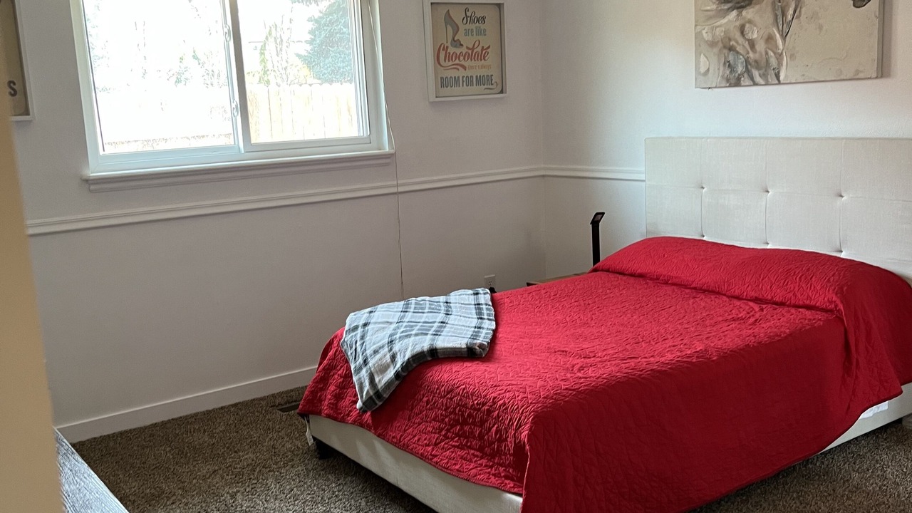 Photo of Bedroom in Eagle